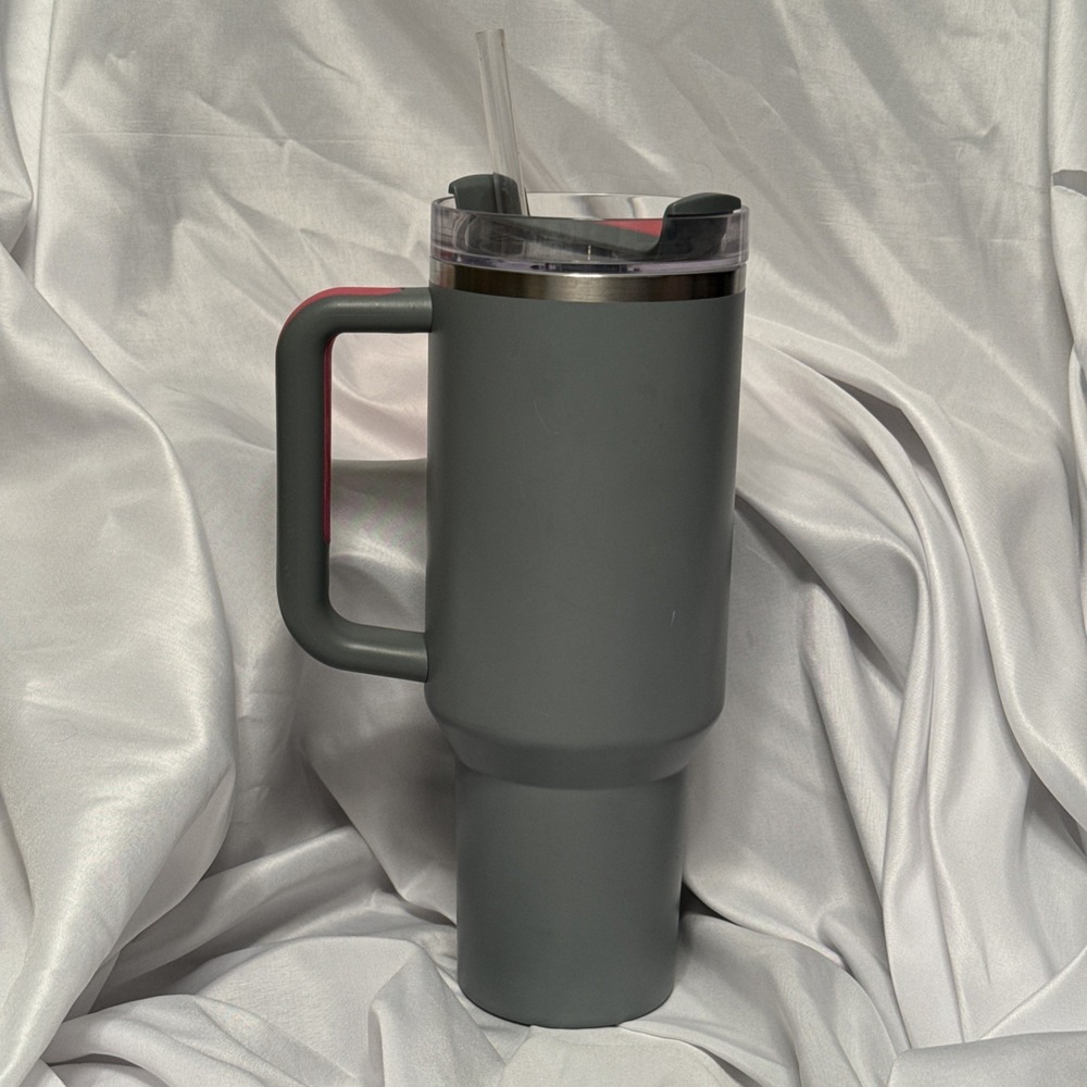 Stanley Matte Grey Rock Pink H2.0 Quencher Flowstate 40oz Tumbler - Picture 4 of 6